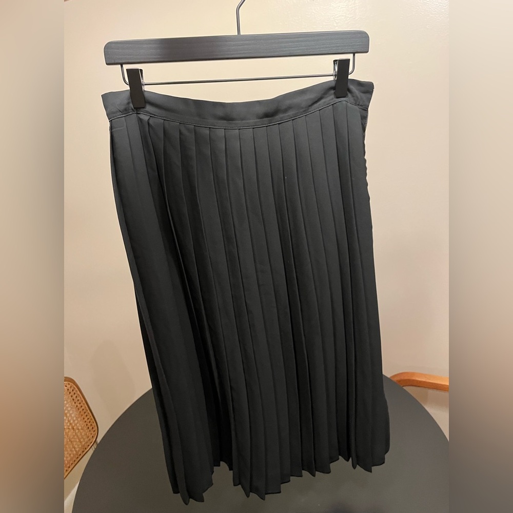 Boohoo Black Midi Pleated Skirt